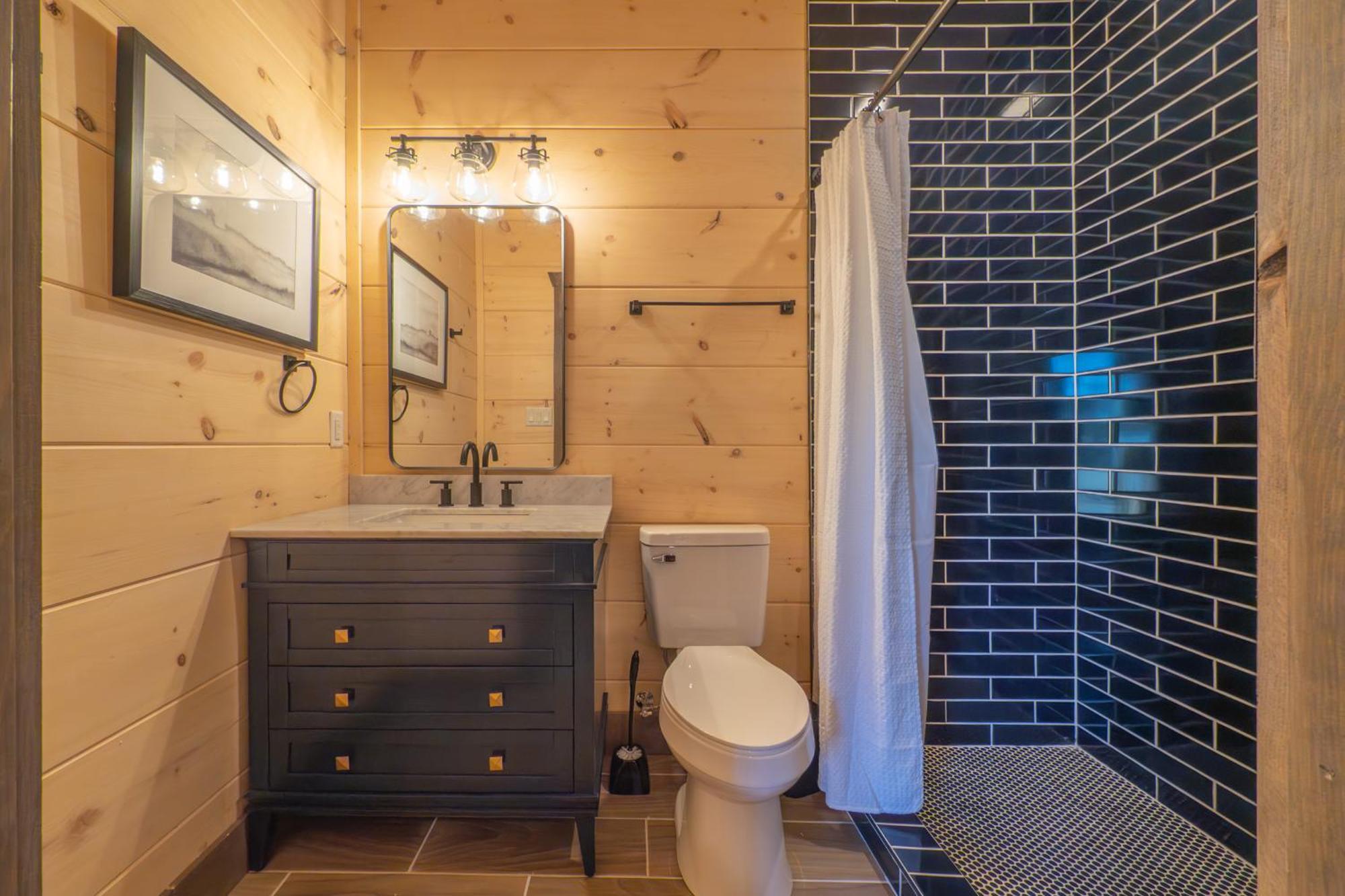 Luxury 12-Bedroom Cabin With Indoor Pool, Hot Tub & Movie Theater, Sleeps 36 Sevierville Buitenkant foto